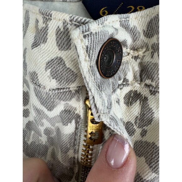 Lucky Brand Womens Riley Animal Print Denim Shorts Size 6/28 Spring Cheetah - Picture 10 of 16